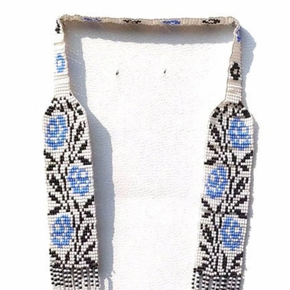 Blue white roses beads necklace and earrings set